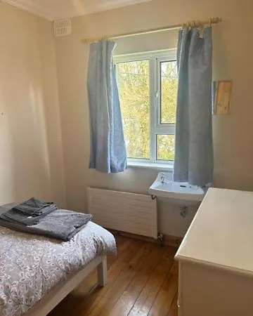Sleeps 7. Town Center. 度假居 *